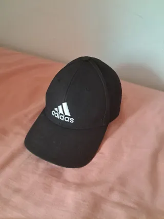Gorra Adidas Negra