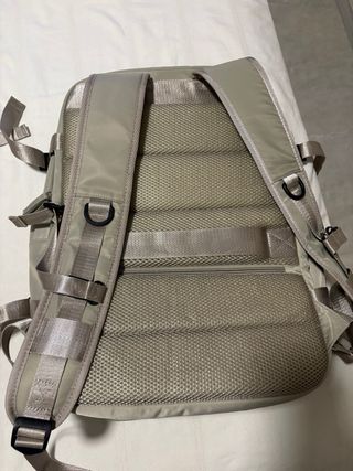 Mochila mate con gran capacidad