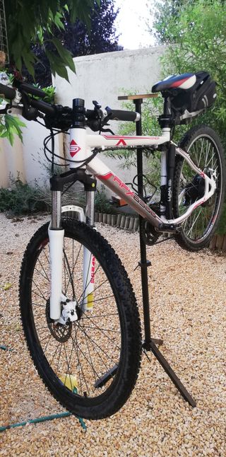 Bicicleta Conor AFX 8500 Eléctrica