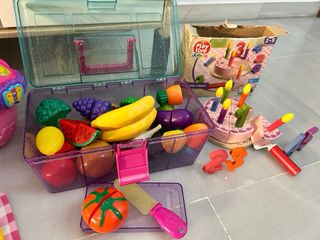 Cocinita de juguete DUKTI (Ikea) con accesorios