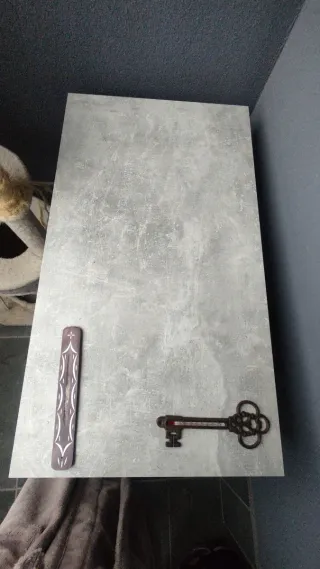 Escritorio infantil melamina gris cemento