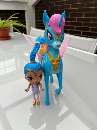 Muñeca Shimmer and Shine con unicornio