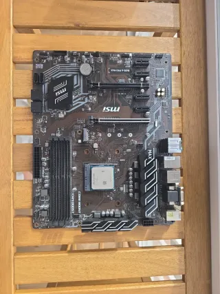 Placa Base MSI B450-A Pro MAX + AMD Athlon 3000G