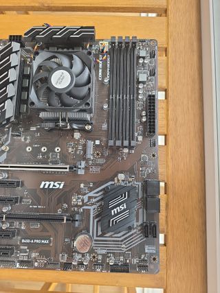 Placa Base MSI B450-A Pro MAX + AMD Athlon 3000G