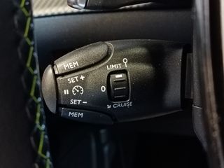 Peugeot 2008 PT 130 GTLINE EAT8