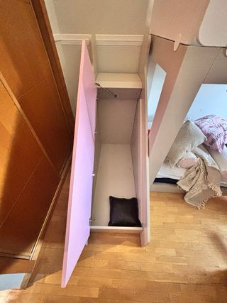 Habitación infantil litera con tobogán