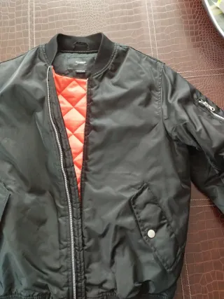 Cazadora Bomber Negra