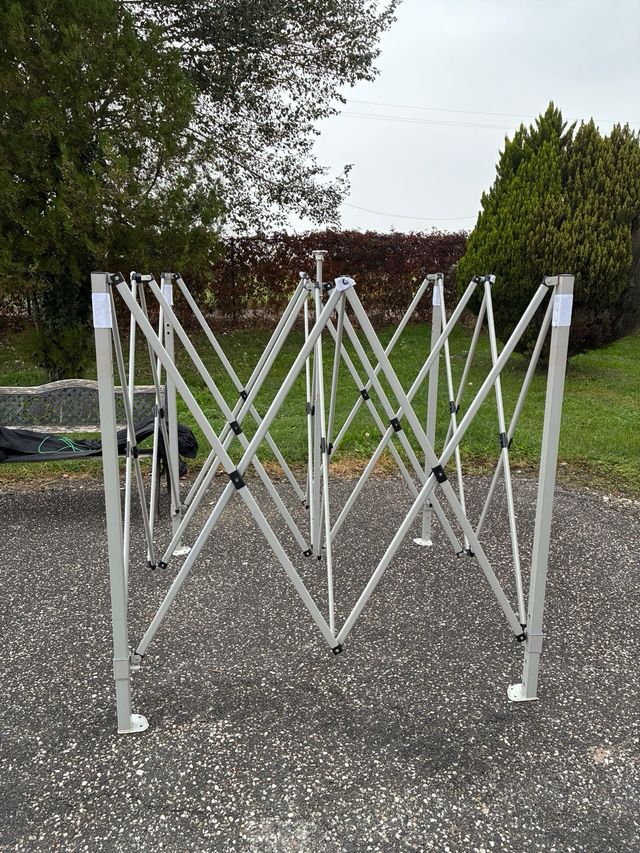 Gazebo 3x3 metallo e tessuto