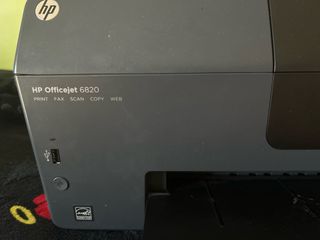 Impresora HP Officejet 6820 Multifunción