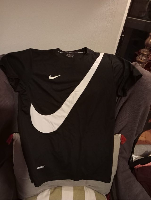 Polo Vale4 Talla XS, RipCurl T XL, Nike Vip T L