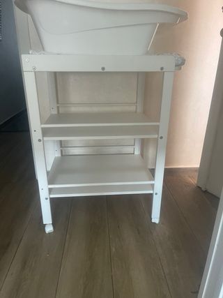 Vaschetta fasciatoio per bambini