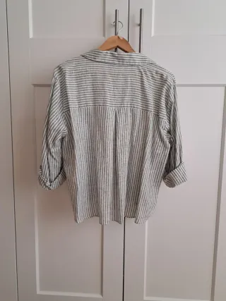 Camisa de rayas verde y gris