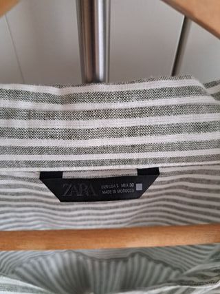 Camisa de rayas verde y gris