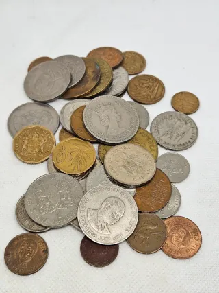 Lote 40 monedas históricas África