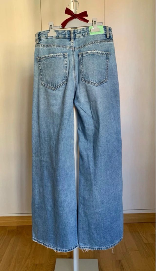 Pantalones vaqueros anchos tiro bajo