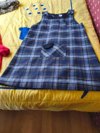 Vestido de cuadros azul y amarillo