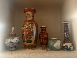 Lote de 5 piezas decorativas chinas
jarrones cajon