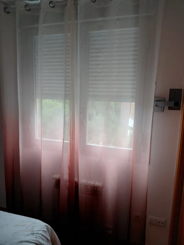 Cortinas translúcidas degradadas marron y blancas