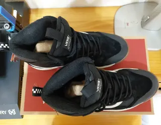 Zapatillas Vans UltraRange EXO Hi MTE Talla 38.5