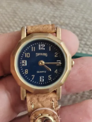 Reloj TAVOLINO Cuarzo 