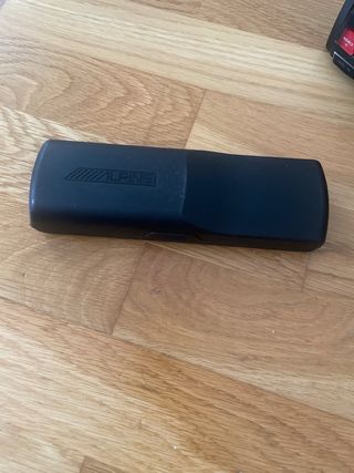 Radio de coche Alpine, para CD y USB