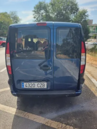 FIAT Doblò 2004