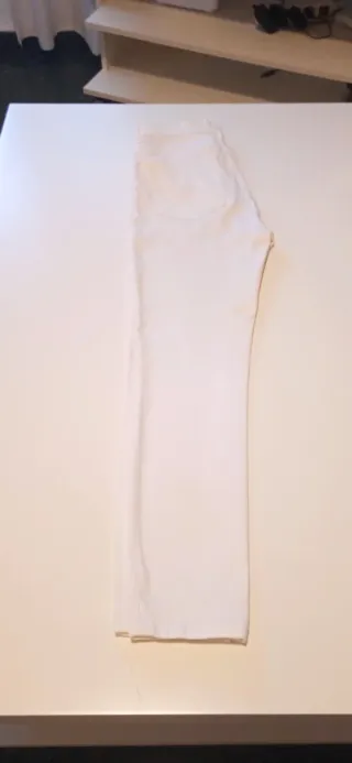 Pantalón blanco
