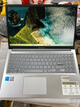 Portátil ASUS Vivobook i5 16GB RAM 512GB SSD