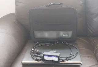 Acer Aspire E1-571 Portátil negro