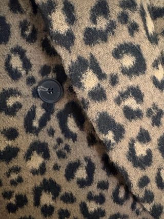 Abrigo oversize estampado leopardo Zara
