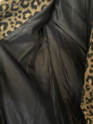 Abrigo oversize estampado leopardo Zara