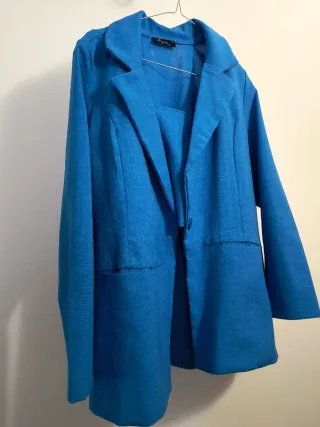 Completo blazer + top blu