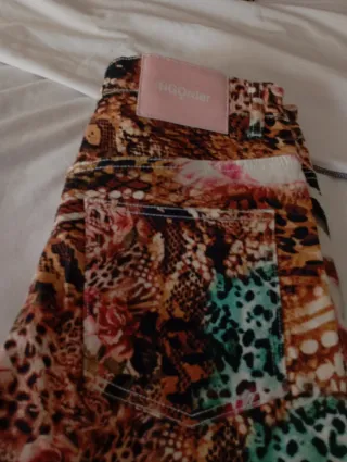 Pantalón BIGORDER estampado pana multicolor