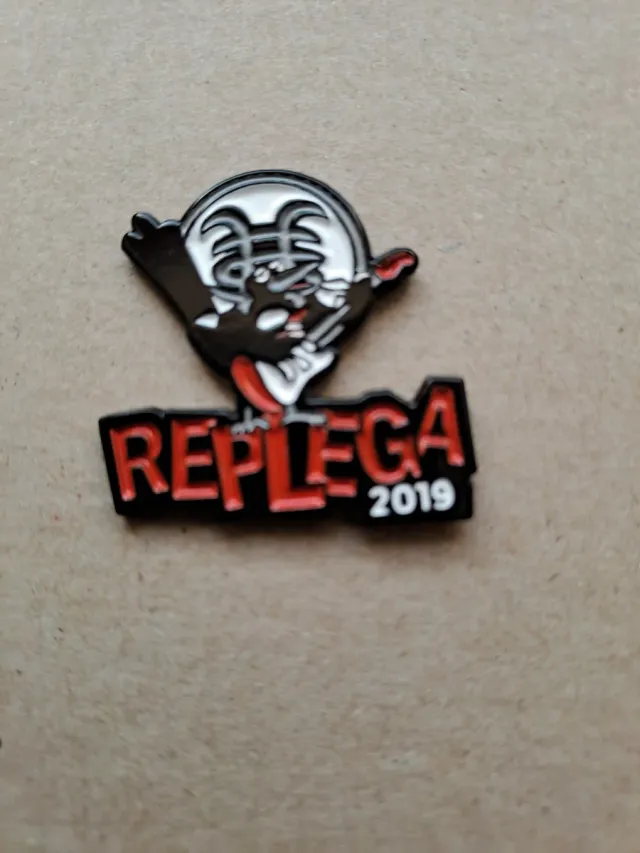 Pins Heroes del Silencio.