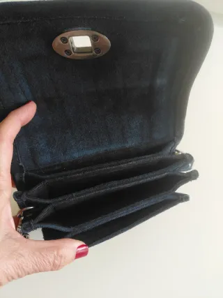 Bolso bandolera tipo cartera ante azul marino