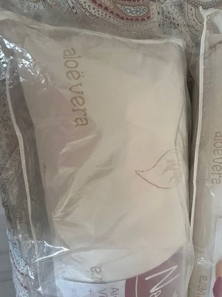 2 Almohadas Noah Aloe Vera 135cm 