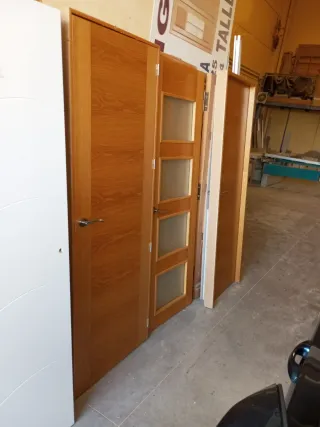 Puertas de paso madera casi nuevas
