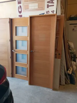 Puertas de paso madera casi nuevas