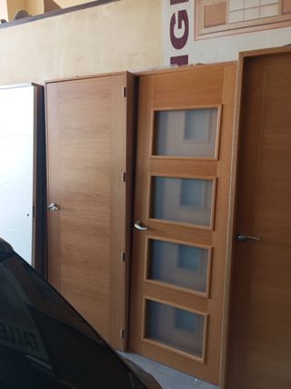 Puertas de paso madera casi nuevas