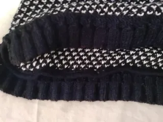 Jersey de punto blanco y negro