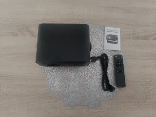 Mini Proyector Portátil UCOCARE Smart Proyector S