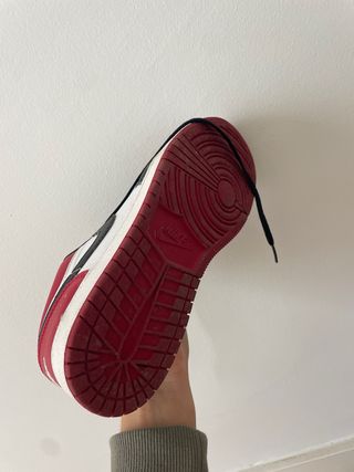 Air Jordan 1 Low Bred Rojo Negro Blanco