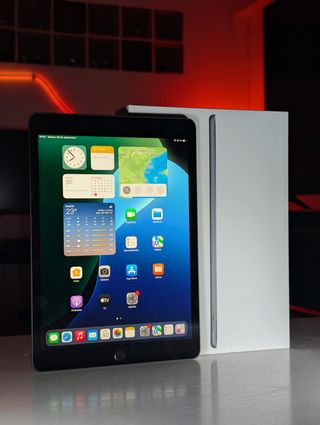 iPad di nona generazione 64 GB grigio siderale (2021)