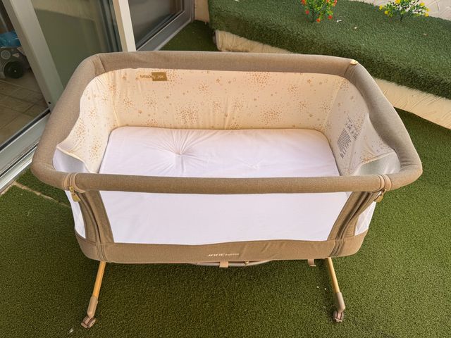 Minicuna colecho Jane como nueva