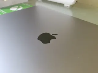 Portatil MacBook Pro 32GB Core i7 Touch ID 500gb