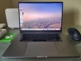 Portatil MacBook Pro 32GB Core i7 Touch ID 500gb