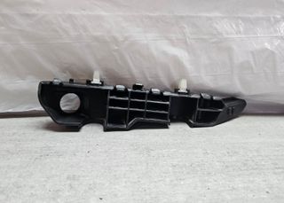 86515A2000 Soporte  parachoques delantero izq KIA