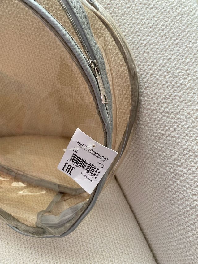 Cuscino da viaggio Guess con fodera