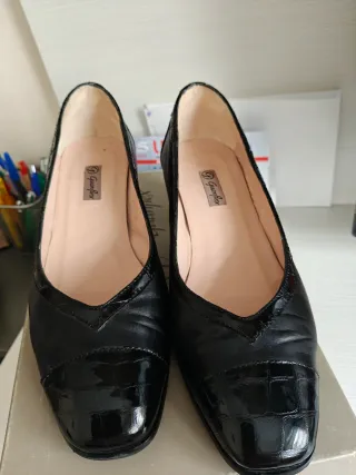 Zapatos de salón negros Guantflex tacón 4.5 cm