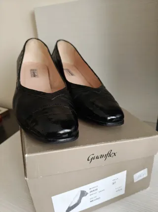 Zapatos de salón negros Guantflex tacón 4.5 cm